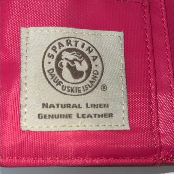 Spartina 449 Women's Pink wallet 🩷🦩 - Picture 2 of 8